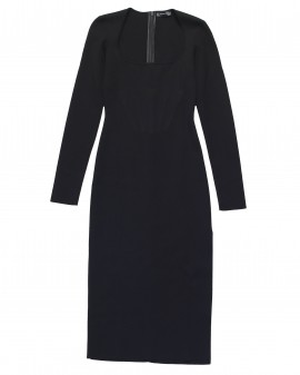 DRESSES-MUGLER