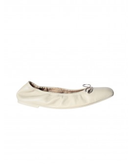 FLATS-STUART WEITZMAN