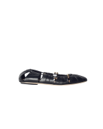 FLATS-CHLOE