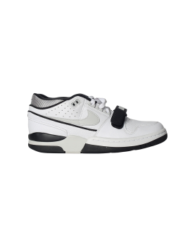 SNEAKERS-NIKE