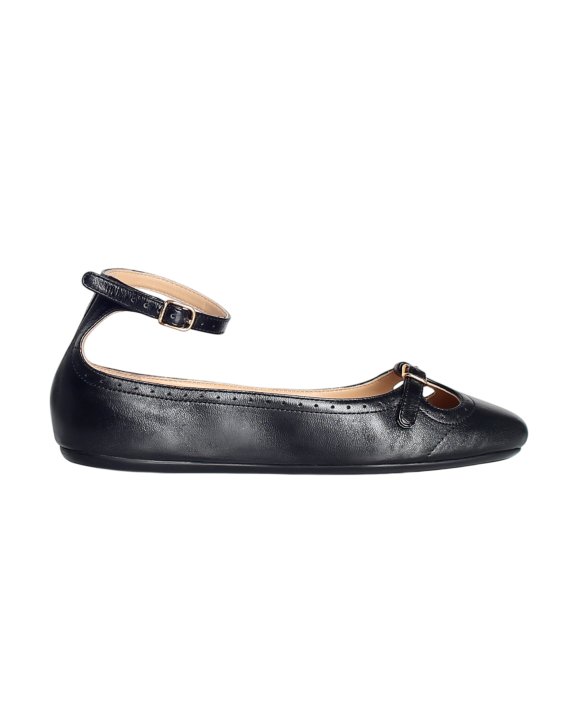 FLATS-CHLOE