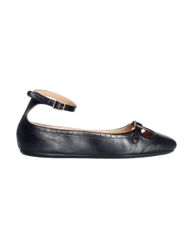 FLATS-CHLOE