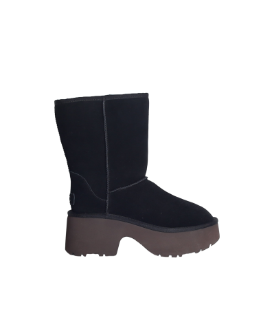 BOOTS-UGG