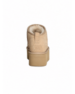 BOOTS-UGG